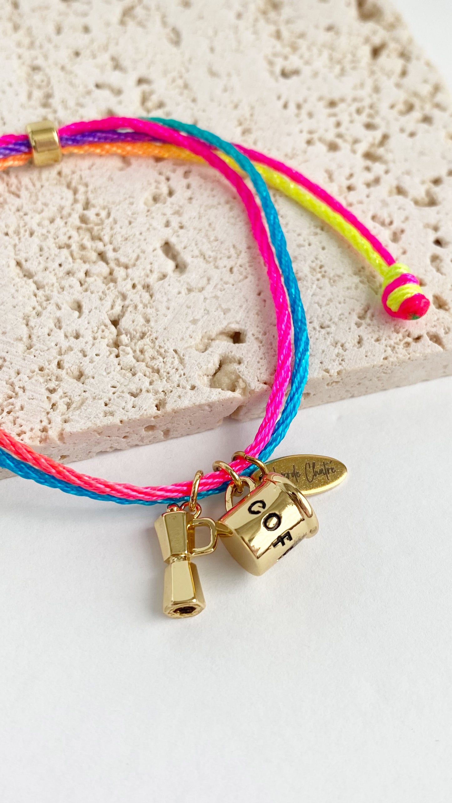 Hazme cafรฉ bracelet